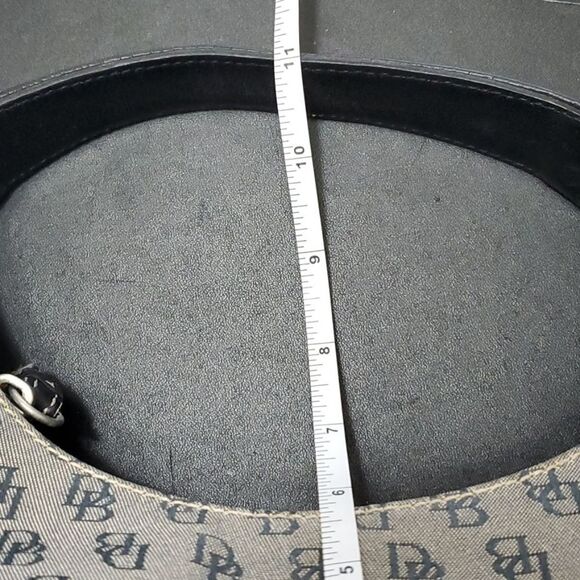 Dooney & Bourke gray shoulder bag - Picture 5 of 9